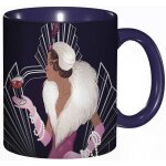 Tasse a cafe old hollywood style annees 1920 dame avec col en fourrure et bracelets tenant un verre a ...