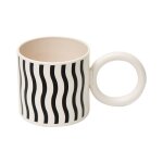 Tasse a eau a multi - hélices style ins, tasse a café, jus de lait, petit déjeuner, pratique, avec grande ... Tasse a eau a multi - hélices style ins, tasse a café, jus de lait, petit déjeuner, pratique, avec grande ...