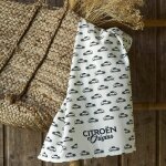 Torchon imprim� en coton beige clair 50x75cm