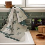 Torchon imprim� en coton bleu 50x75cm