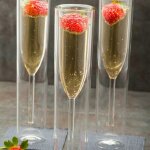 Verre a double couche avec fltes a champagne, gobelet a bulles de vin etincelant, tulipes pour cocktail, ...