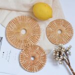 Verres en rotin faits a la main, tapis de table, tapis de bol, tissage ustensiles mnagers, pain artisanat ...