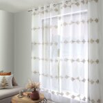 Voilage brod� horizontal blanc et beige 140 x 240 cm