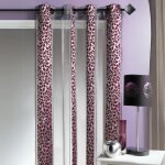 Voilage organza jacquard motif feuillage