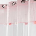 Voilage a pompons color�s polyester blanc / rose 240x140cm