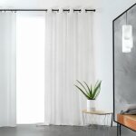 Voilage ray� et tamisant cordelette