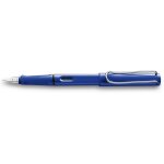Lamy - stylo plume safari bleu brillant, plume acier de taille f, livré en ecrin lamy. Lamy - stylo plume safari bleu brillant, plume acier de taille f, livré en ecrin lamy.