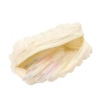 Trousse a crayons bouff�e de cr�me blanc