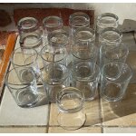 17 verrines cylindriques identiques en verre transparent , diam�tre 05. 5cm env. hauteur 07cm - quasi ...