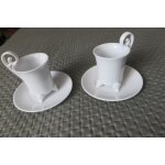 2 tasses a caf� porcelaine blanche