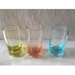 3 petites verrines courb�es de couleur