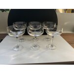 6 coupes a champagne en cristal, sobre, belle allure, signature sous le pied