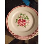 Vend 8 assiettes anciennes superbes 