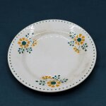 Ancienne assiette en porcelaine opaque de la faencerie de gien - french - vintage