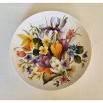 Assiette ak kaiser motifs fleurs porcelaine diamtre 19. 5cm etat neuf