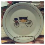 Assiette a dessert - en porcelaine -  ; k & g - luneville badonviller  ; -  ; town coach  ;