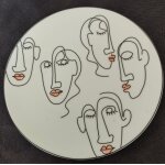 Assiette plate blanche motif picasso