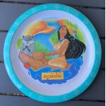 Assiette pocahontas et meeko cole et mason, walt disney, dessin animé, figurine Assiette pocahontas et meeko cole et mason, walt disney, dessin animé, figurine