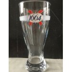 Tr�s beau verre a bi�re 1664