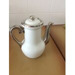 Belle cafetire ancienne en porcelaine blanche emaille de limoges, en aluminite de ren frugier