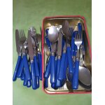 Bote de couverts inox a manches bleus