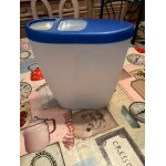 Boîte verseuse alimentaire vrac 5 litres. Boîte verseuse alimentaire vrac 5 litres.