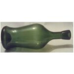 Bouteille / carafe -  ; bartissol  ; - en verre vert
