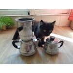 Cafeti�re ancienne sultana + sucrier (je garde le chat!)