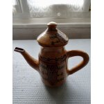 Cafeti�re ancienne en terre verniss�e