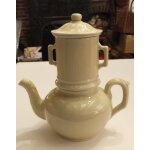 Cafeti�re en porcelaine