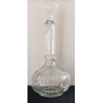 Carafe ancienne en verre ciselé a vin où vinaigre avec son bouchon h. 33cm / 14cm de diamètre - boutique ... Carafe ancienne en verre ciselé a vin où vinaigre avec son bouchon h. 33cm / 14cm de diamètre - boutique ...