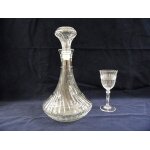 Carafe a decanter bouteille vintage verre spirale vin cognac whisky bourbon. . . Carafe a decanter bouteille vintage verre spirale vin cognac whisky bourbon. . .