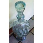 Carafe grappe de raisin - bouchon hermétique en verre et plastique - 27cm en tout - verre transparent ... Carafe grappe de raisin - bouchon hermétique en verre et plastique - 27cm en tout - verre transparent ...