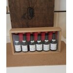 Coffret en bois de 6 mignonettes de beaujolais de 1990