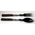 Couverts a salade en metal argente - corne et bois Couverts a salade en metal argente - corne et bois