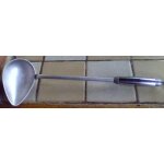 Cuillre a sauce aluminium & inox - monobloc , a suspendre, creuse avec bec verseur, 36cm - annes 70 ...