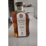 Eau de vie de raisin elixir de cygalus