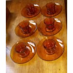 Ensemble 6 tasses et 6 soucoupes ambr�es r�tro duralex france 12 - assiettes 16cm environ , tasses expresso ...