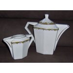 Ensemble thire et pot a lait en porcelaine de limoges