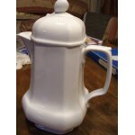 Jolie cafeti�re porceleine blanche  mirabelle