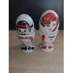 Lot de 2 coquetiers, 1 saliere et 1 poivrier Lot de 2 coquetiers, 1 saliere et 1 poivrier