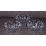 Lot de 3 ramequins en verre ciselé Ø 11 cm vintage Lot de 3 ramequins en verre ciselé Ø 11 cm vintage