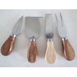 Lot de 4 couteaux a fromage