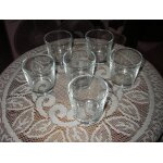 Lot de 6 verrines en verre epais, coloris transparent, dimensions: diamètre fond 4, 5 cm, diamètre haut ... Lot de 6 verrines en verre epais, coloris transparent, dimensions: diamètre fond 4, 5 cm, diamètre haut ...