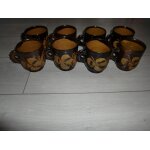 Lot de 8 grandes tasses en terre cuite emaille