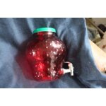 Maxi carafe fraise pour toute boissons / contenu en verre / bouchon en plastique coloree vert fonce / ...