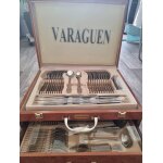 Vend menagere varaguen 84 pi�ces . chaque piece est faite a la main. inox 18 / 10 - dor� 23 carats