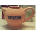 Mini pichet a eau - ( monodose ) -   ricard   - en gr�s jaune