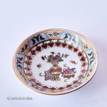 Petit ramequin en porcelaine blanche de chine , avec dorure Petit ramequin en porcelaine blanche de chine , avec dorure