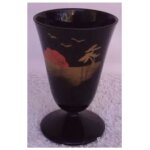 Petit verre a liqueur / sak� - en plastique - noir - d�cor asiatique